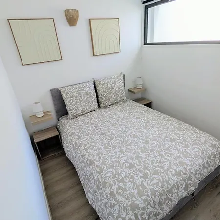 펜션 Maison Pour 3-4 Personnes Acces Direct 메쉐르-수르-지롱드